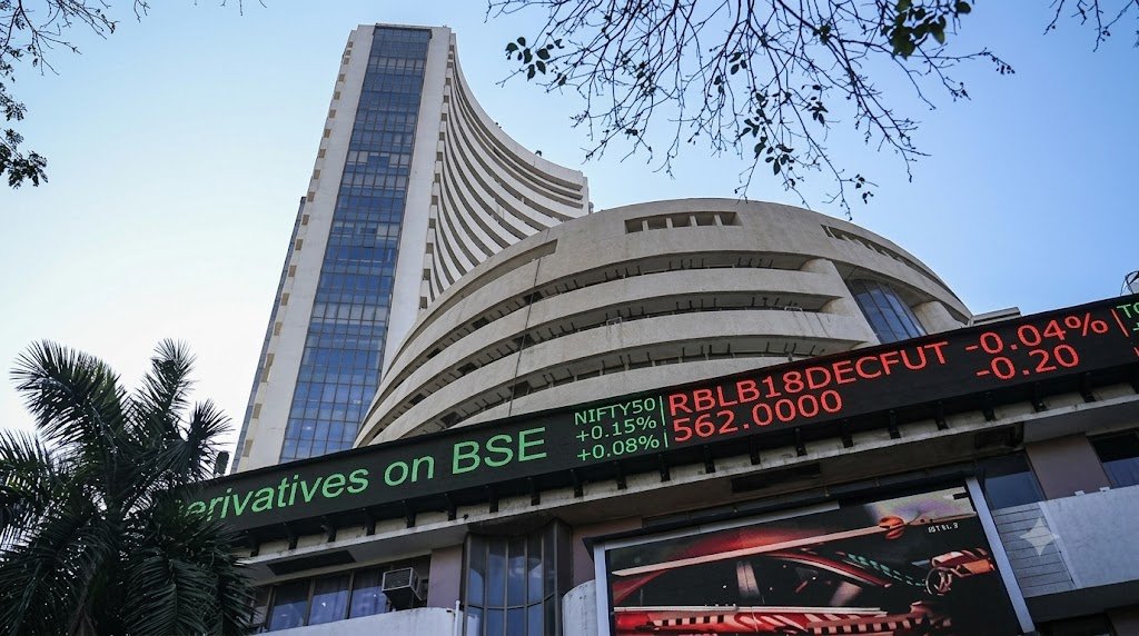 Indian Stock Market Today: Sensex, Nifty Rebound; Top Gainers